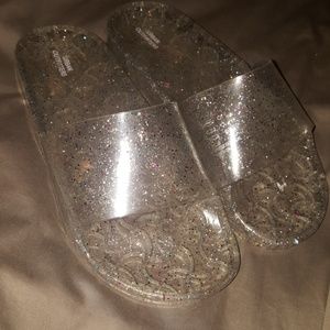 The absolute cutest glitter slides!!